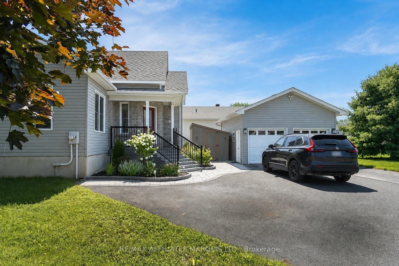 4306 Schell Street • South Dundas, ON photo 4