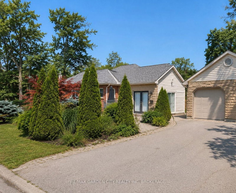 139 SOUTH Drive