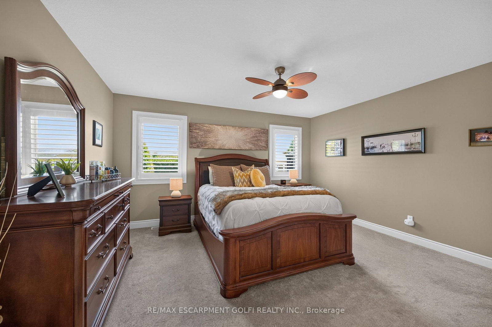 108 WILLOWDALE Crescent • Norfolk, ON photo 12