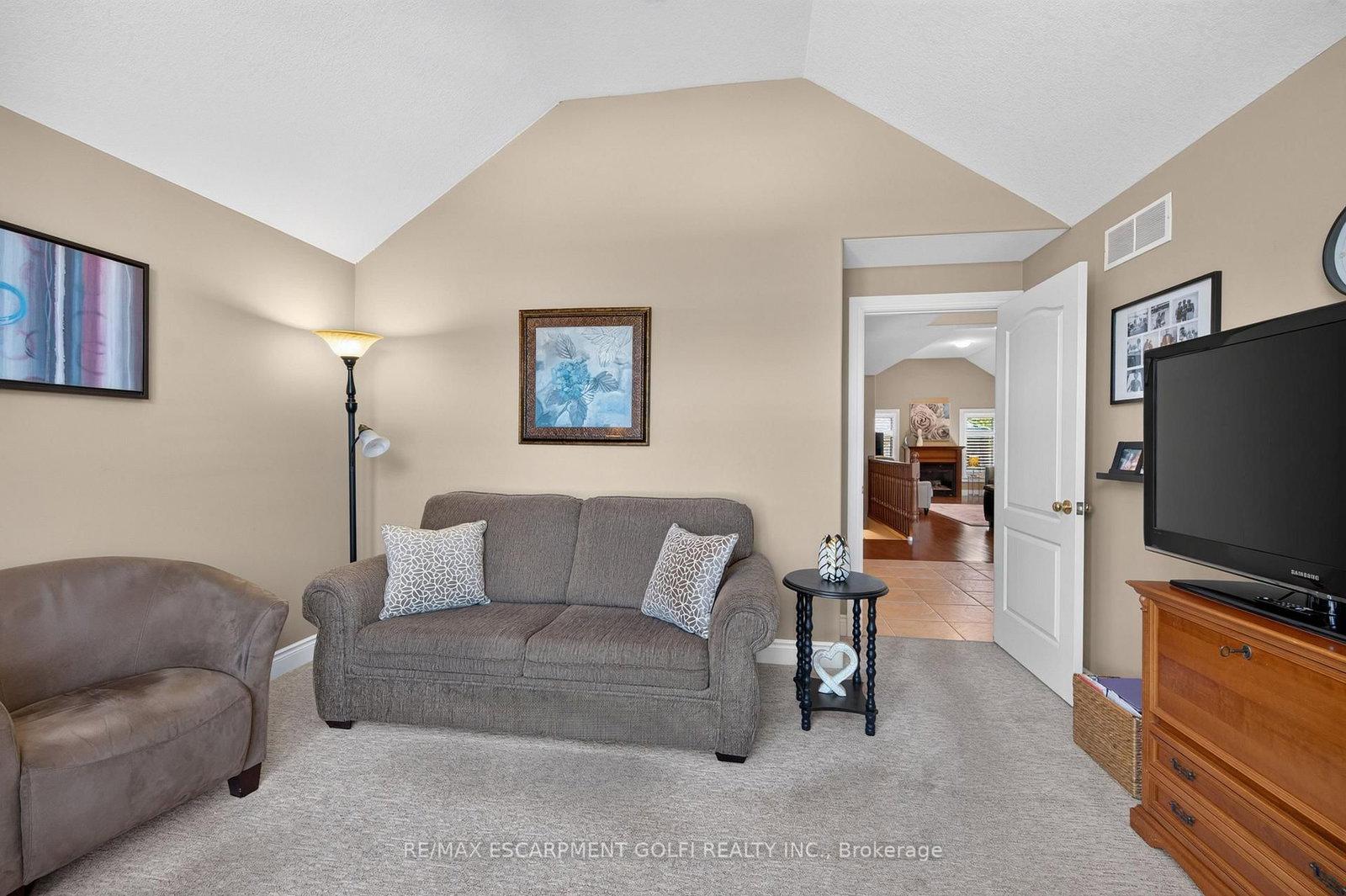 108 WILLOWDALE Crescent • Norfolk, ON photo 15