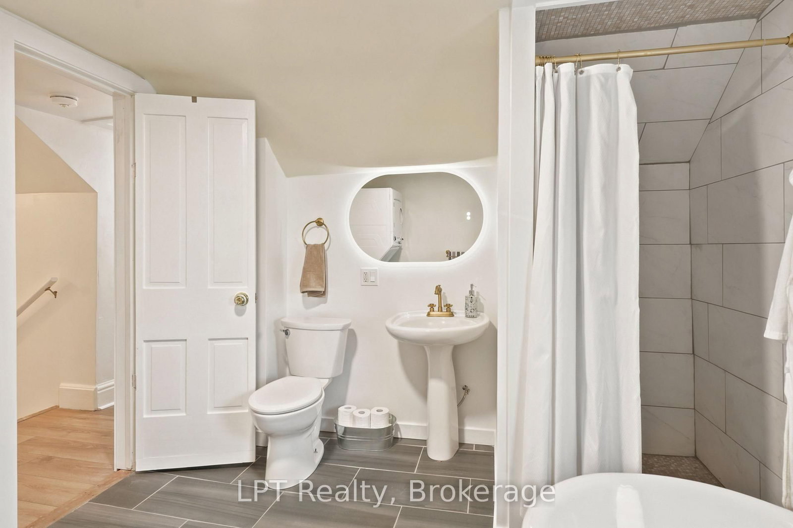96 Charles Street • Stratford, ON photo 20
