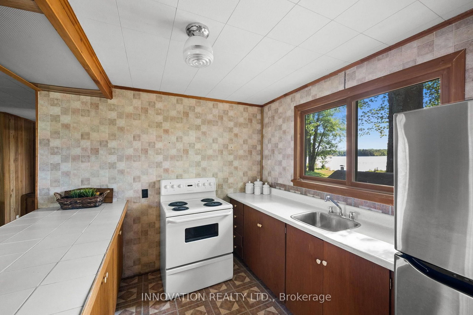 101 Machin Drive • Perth, ON photo 15