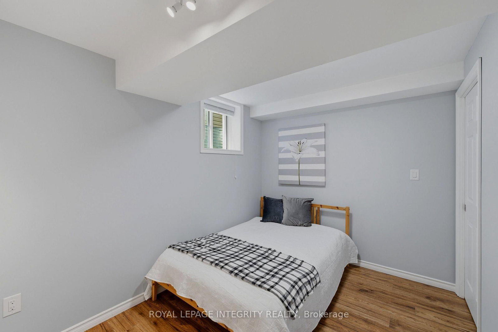 337 MEADOWBREEZE Drive • Ottawa, ON photo 37