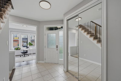 337 MEADOWBREEZE Drive • Ottawa, ON photo 4