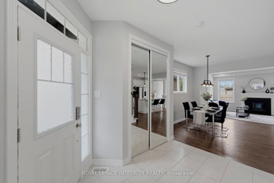 337 MEADOWBREEZE Drive • Ottawa, ON photo 5