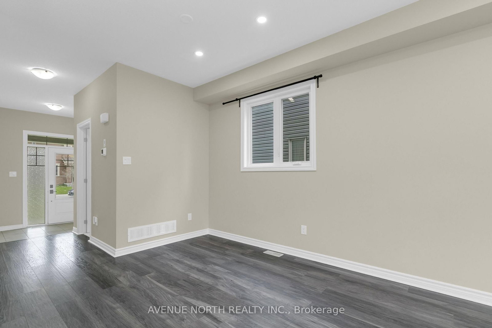 940 Kilbirnie Drive • Ottawa, ON photo 17