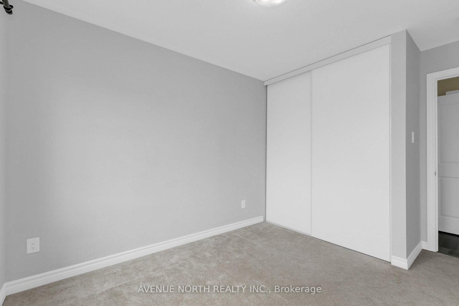 940 Kilbirnie Drive • Ottawa, ON photo 38