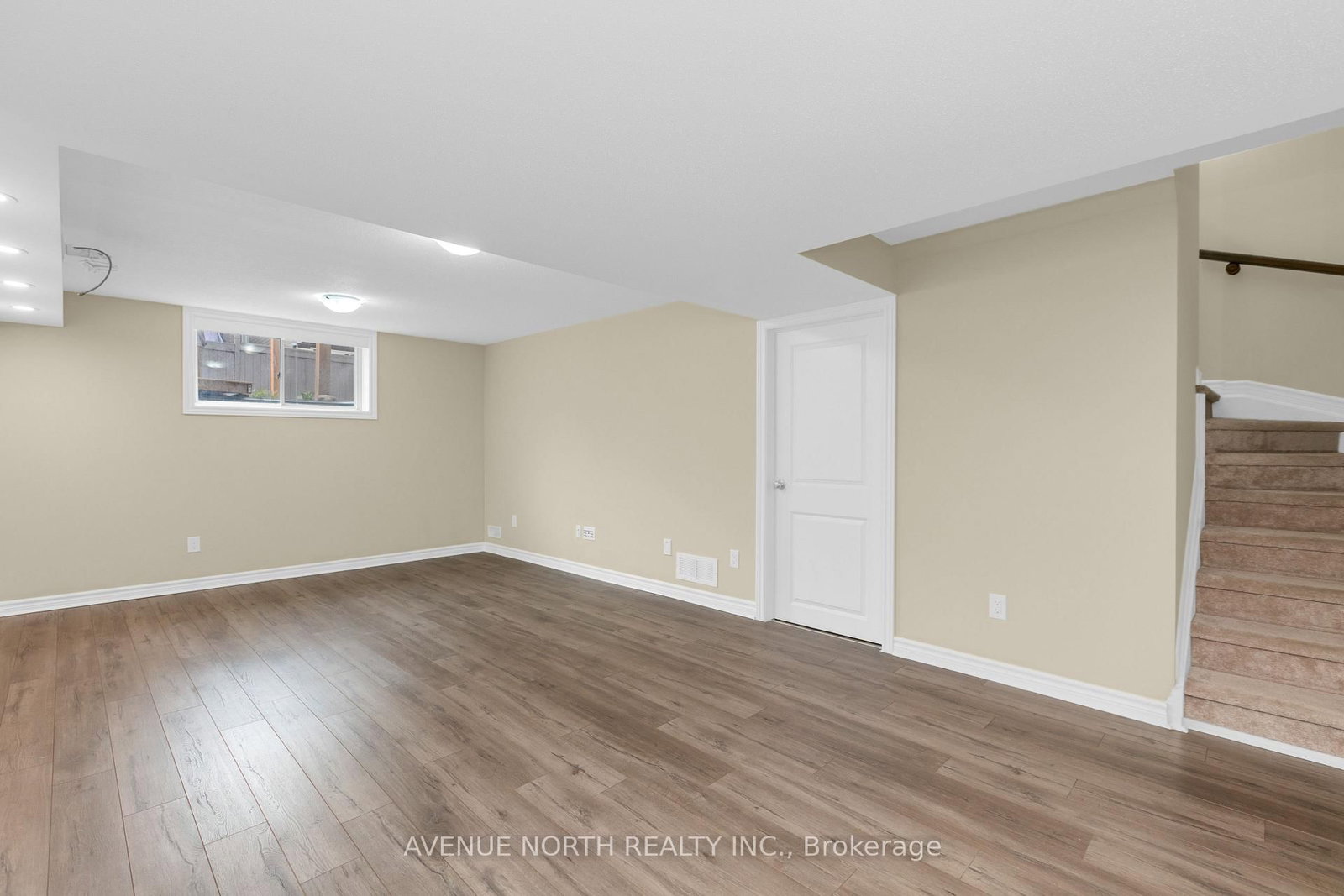 940 Kilbirnie Drive • Ottawa, ON photo 44