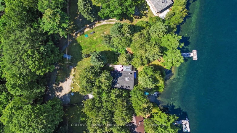 440 Featherston Lane