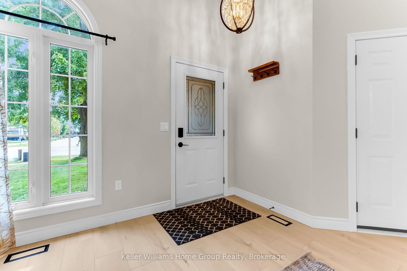 148 Clairfields Drive W • Guelph, ON photo 11