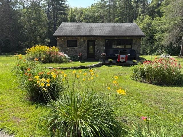 2551 Yearley Road • Huntsville, ON photo 1