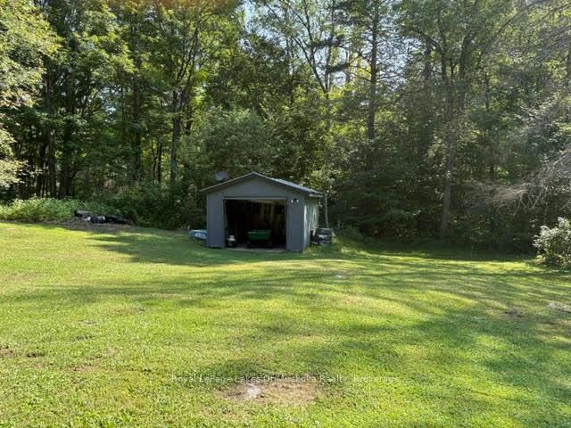 2551 Yearley Road • Huntsville, ON photo 8