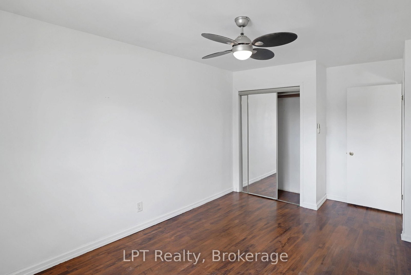 470 7th Street • Hanover, ON photo 21
