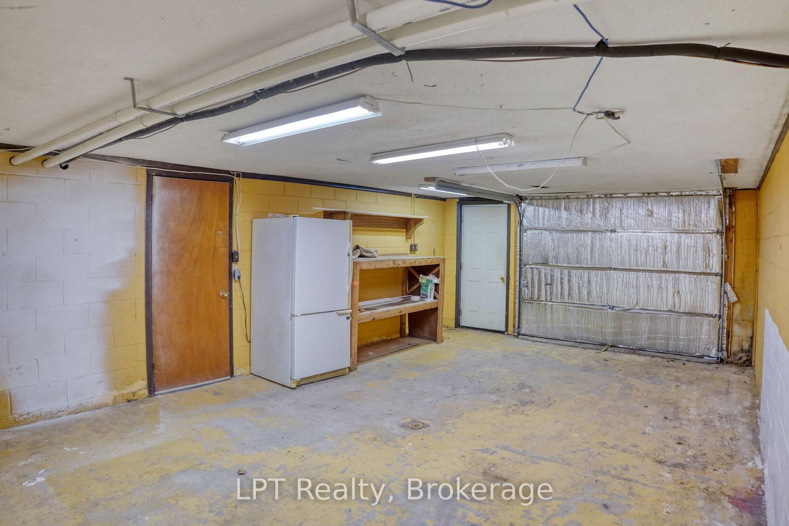 470 7th Street • Hanover, ON photo 40