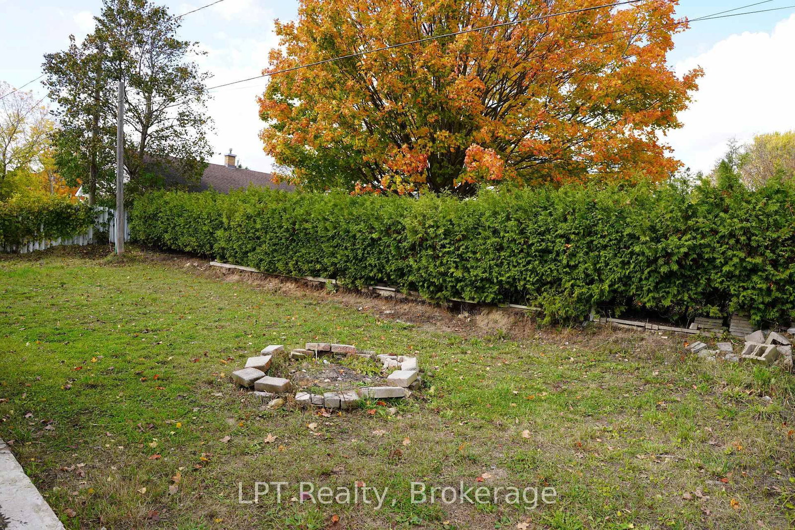 470 7th Street • Hanover, ON photo 43