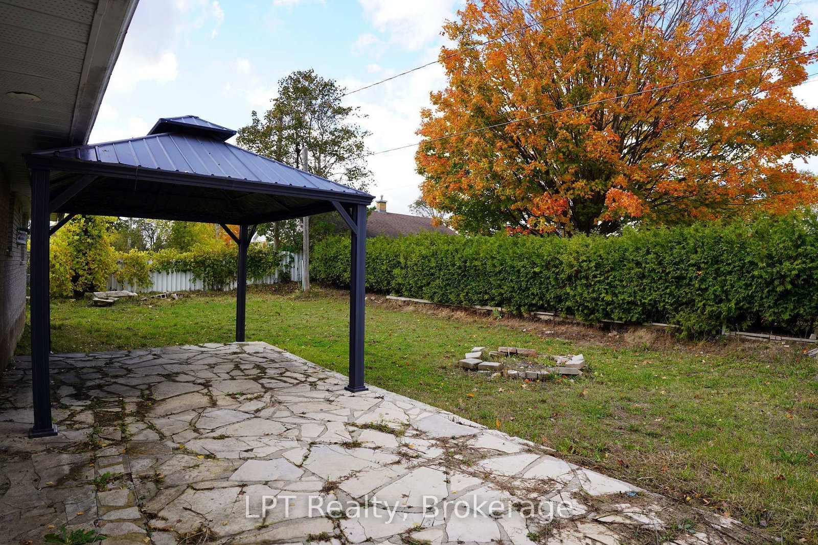 470 7th Street • Hanover, ON photo 45