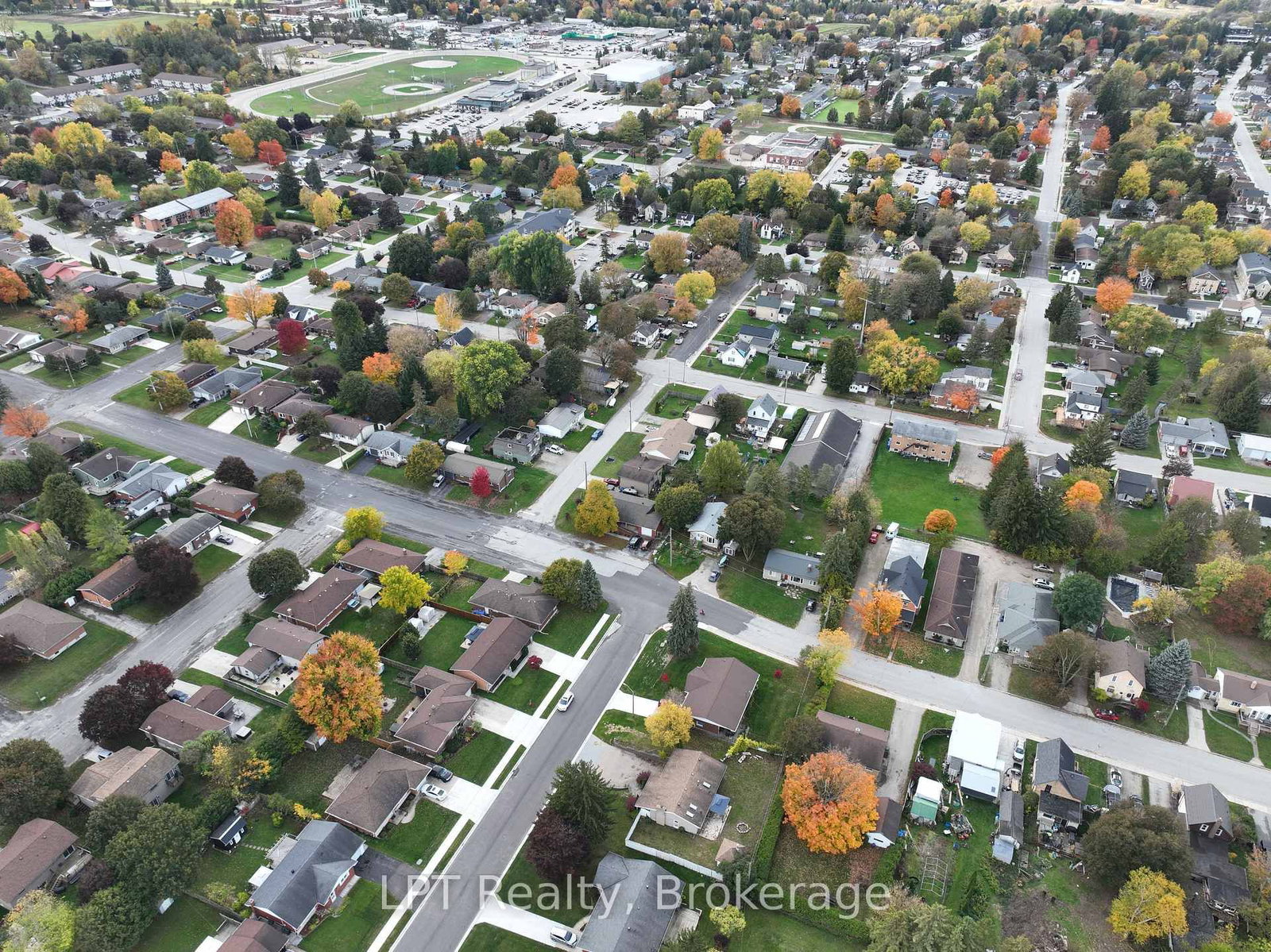470 7th Street • Hanover, ON photo 47