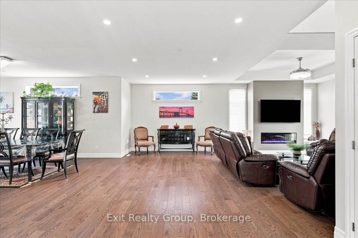 9 Wims Way • Belleville, ON photo 12