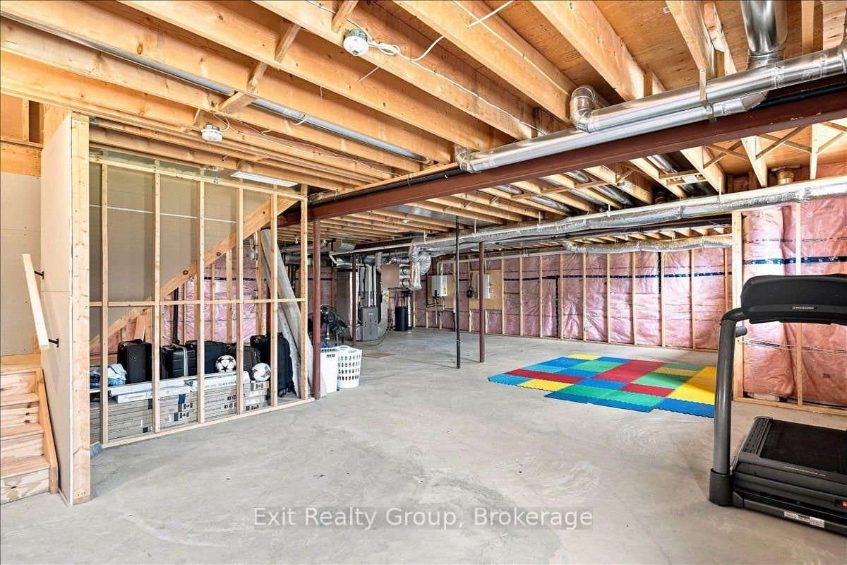 9 Wims Way • Belleville, ON photo 37