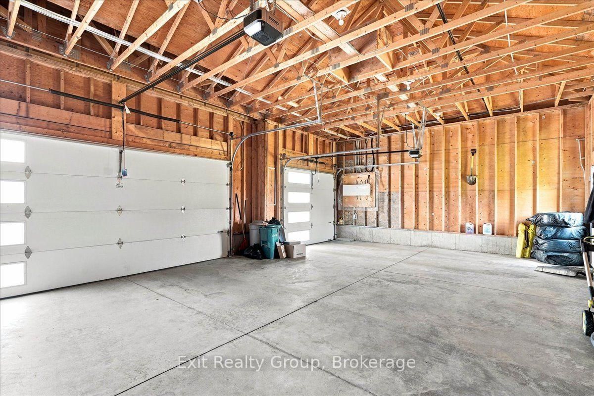 9 Wims Way • Belleville, ON photo 38