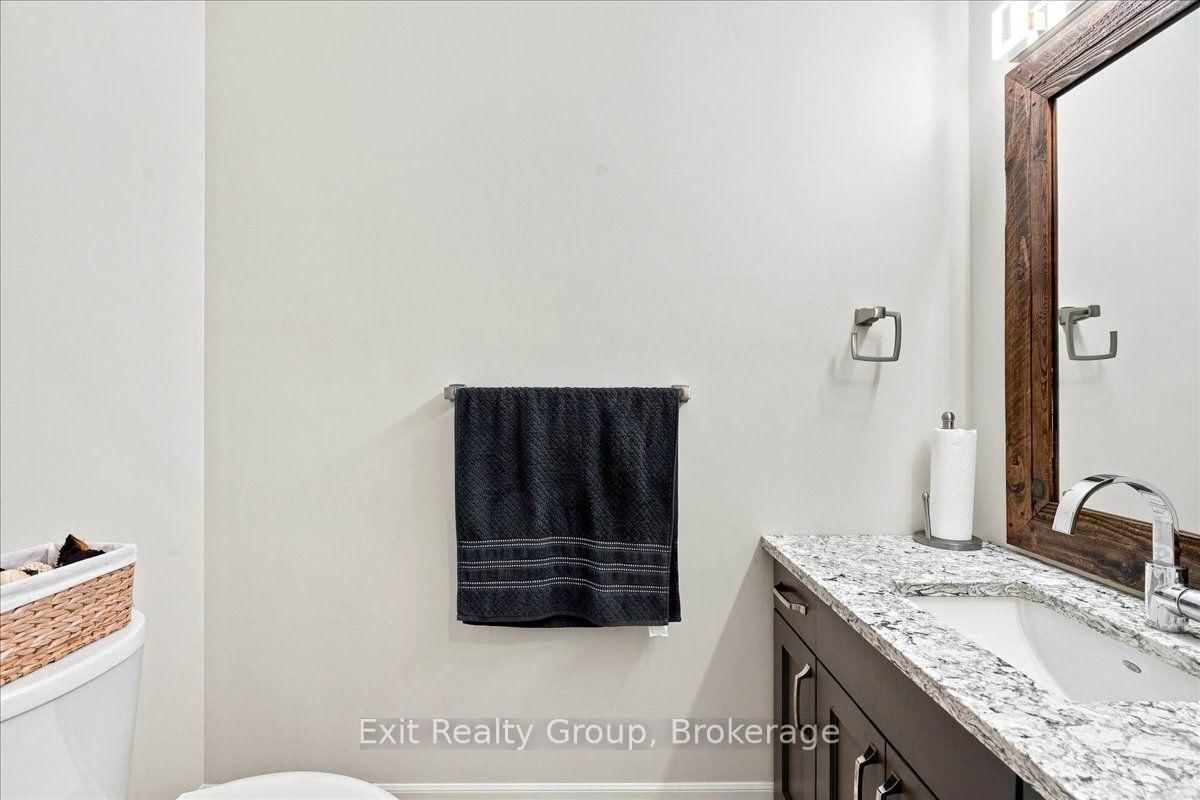 9 Wims Way • Belleville, ON photo 8