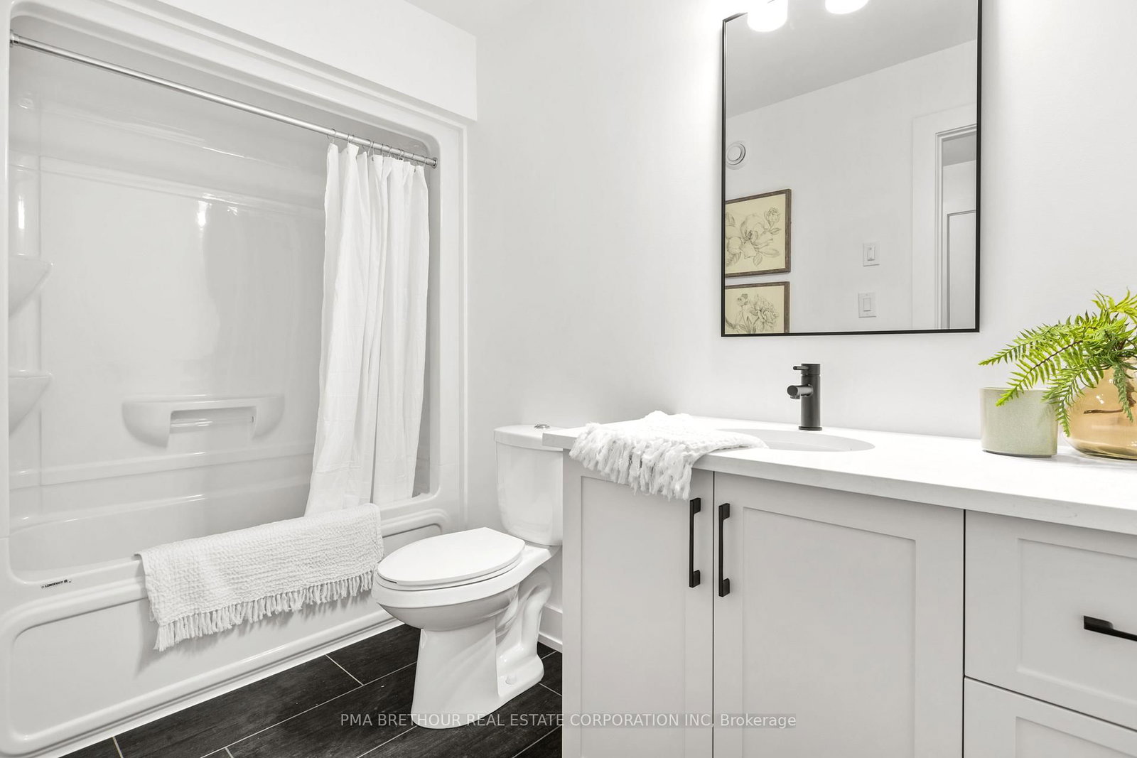 66 Doctor Agnes Craine Drive • Smiths Falls, ON photo 6