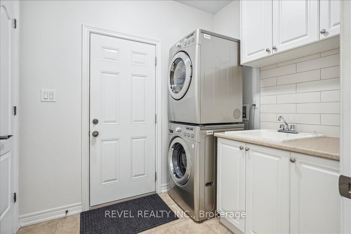 68 Galloway Trail • Welland, ON photo 14