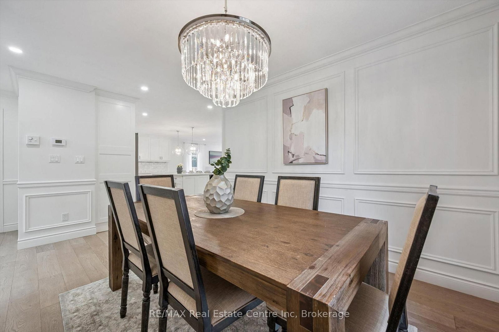 18 KEYS Crescent • Guelph, ON photo 11
