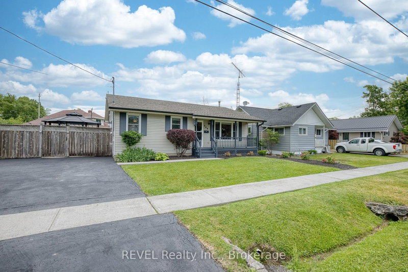 344 Leask Avenue