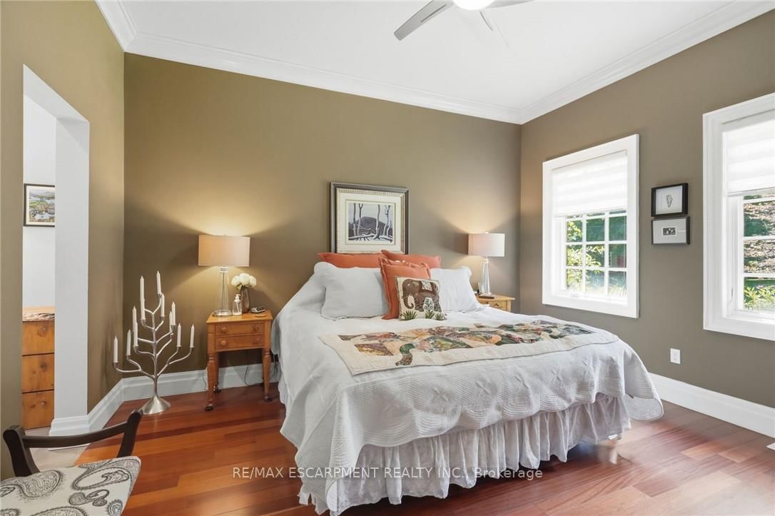 376 Moxley Road • Hamilton, ON photo 17