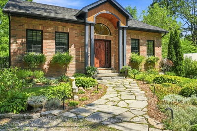 376 Moxley Road • Hamilton, ON photo 3