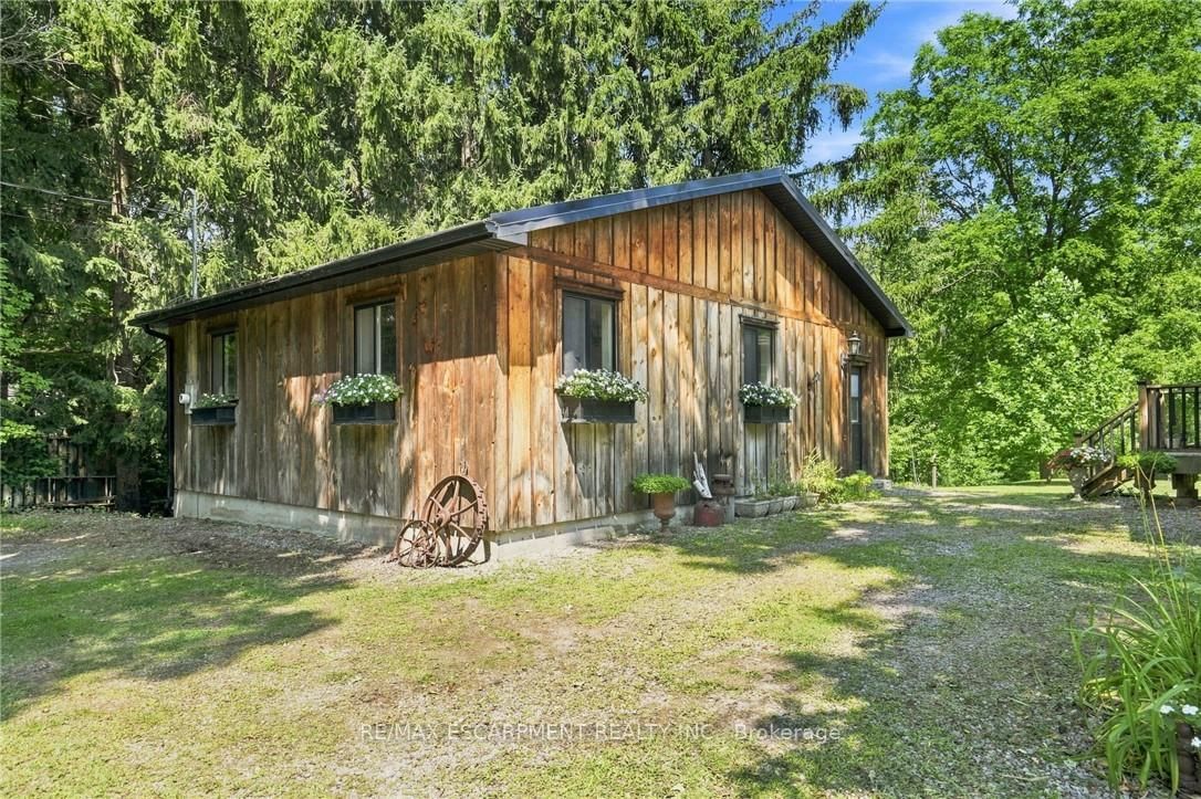 376 Moxley Road • Hamilton, ON photo 32