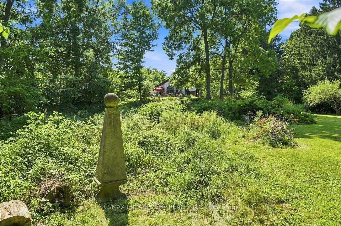 376 Moxley Road • Hamilton, ON photo 44