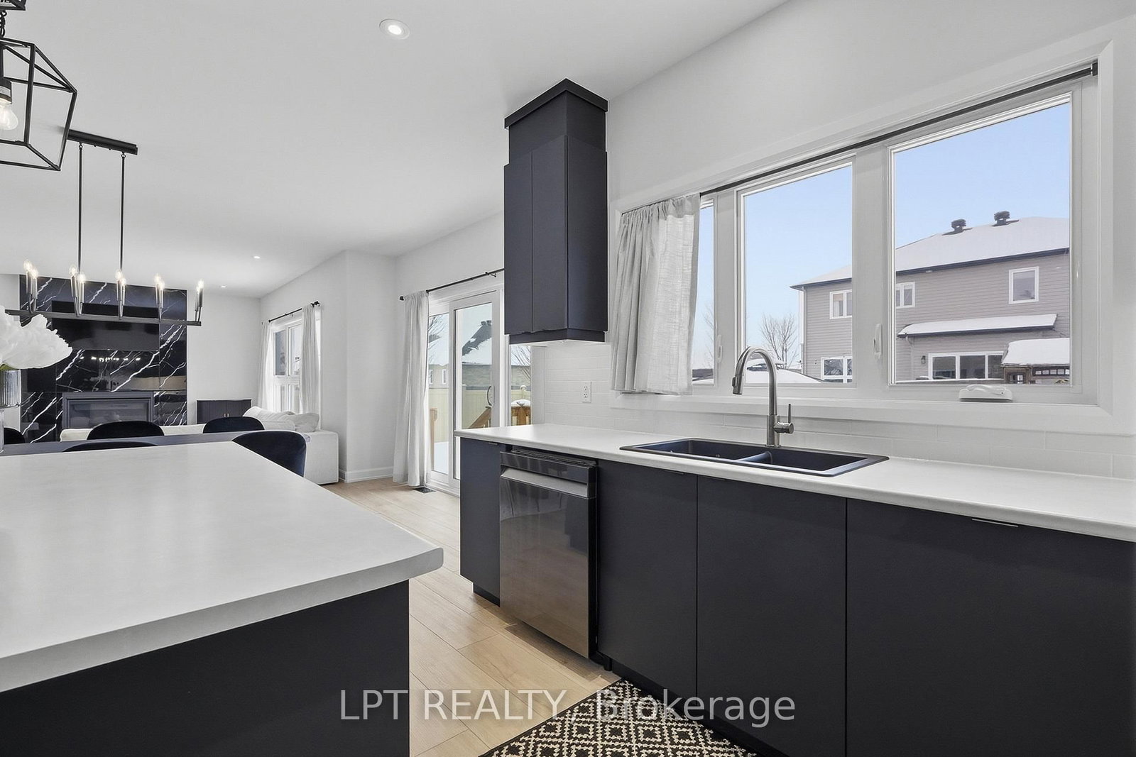 301 Moonlight Drive • Russell, ON photo 12