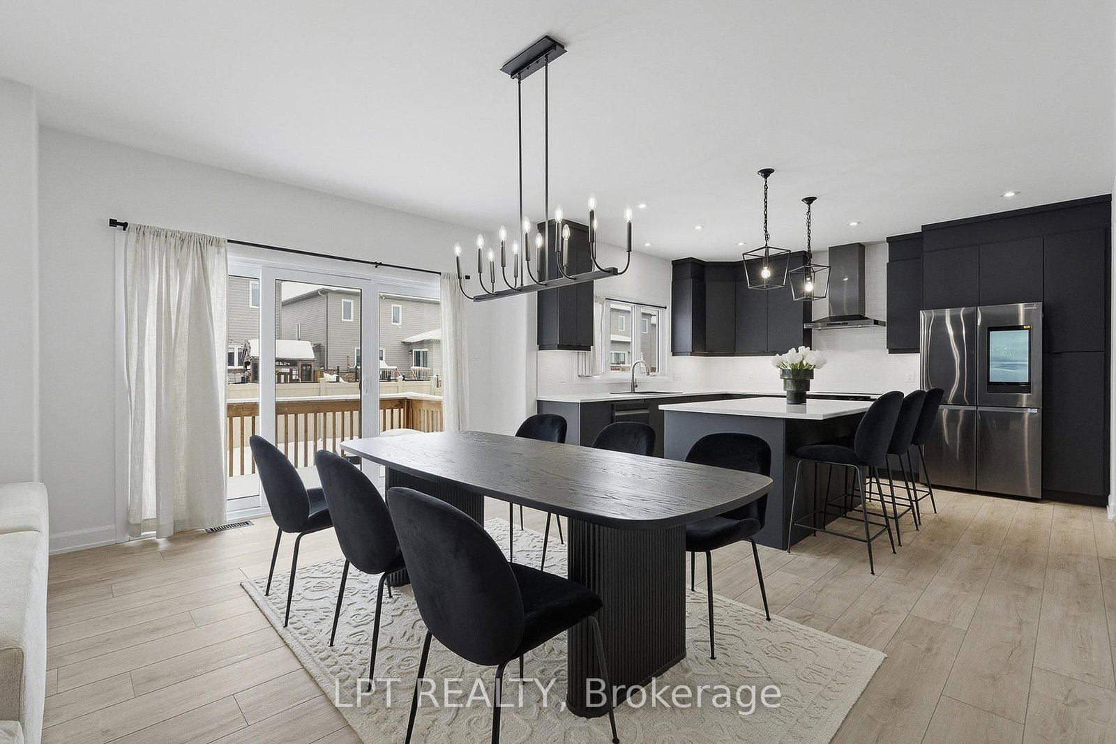 301 Moonlight Drive • Russell, ON photo 14