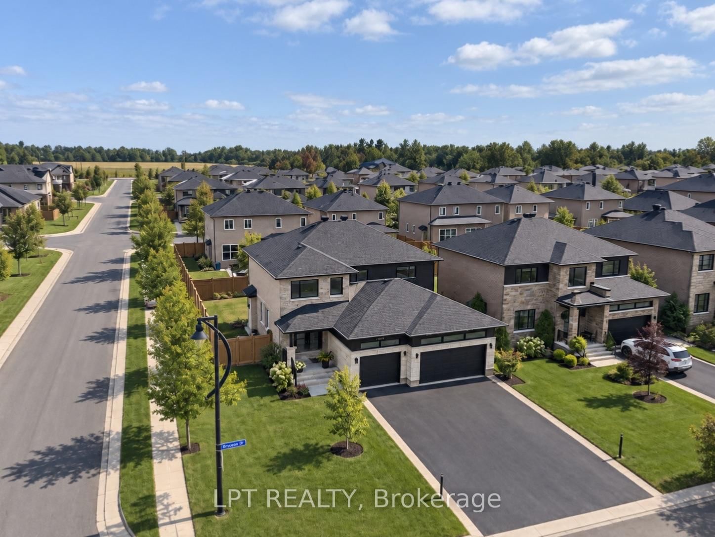 301 Moonlight Drive • Russell, ON photo 31