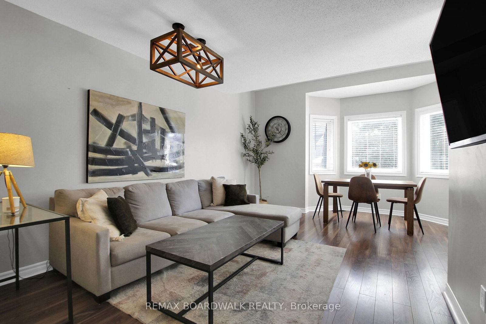 86 Saddlesmith Circle • Ottawa, ON photo 5