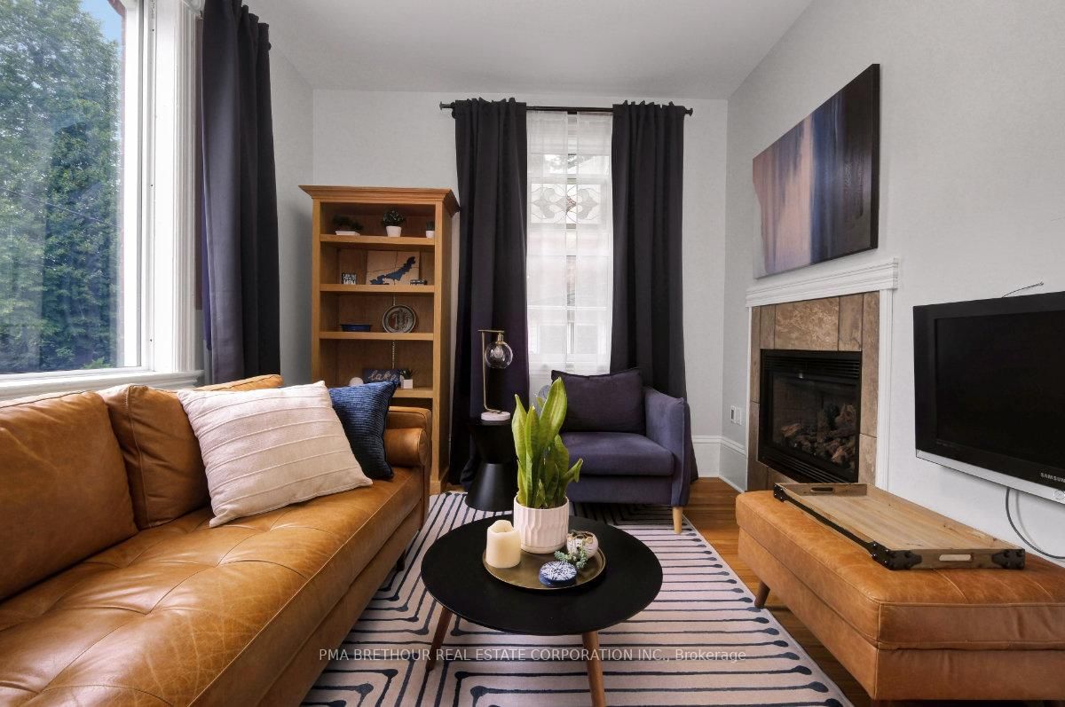 8 North Street • Perth, ON photo 25