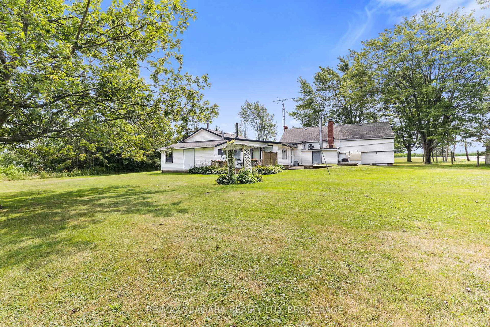 2249 North Shore Drive • Haldimand, ON photo 28