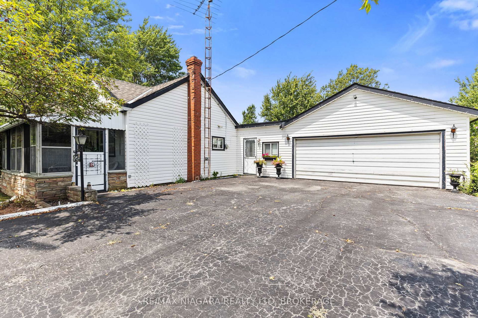 2249 North Shore Drive • Haldimand, ON photo 5