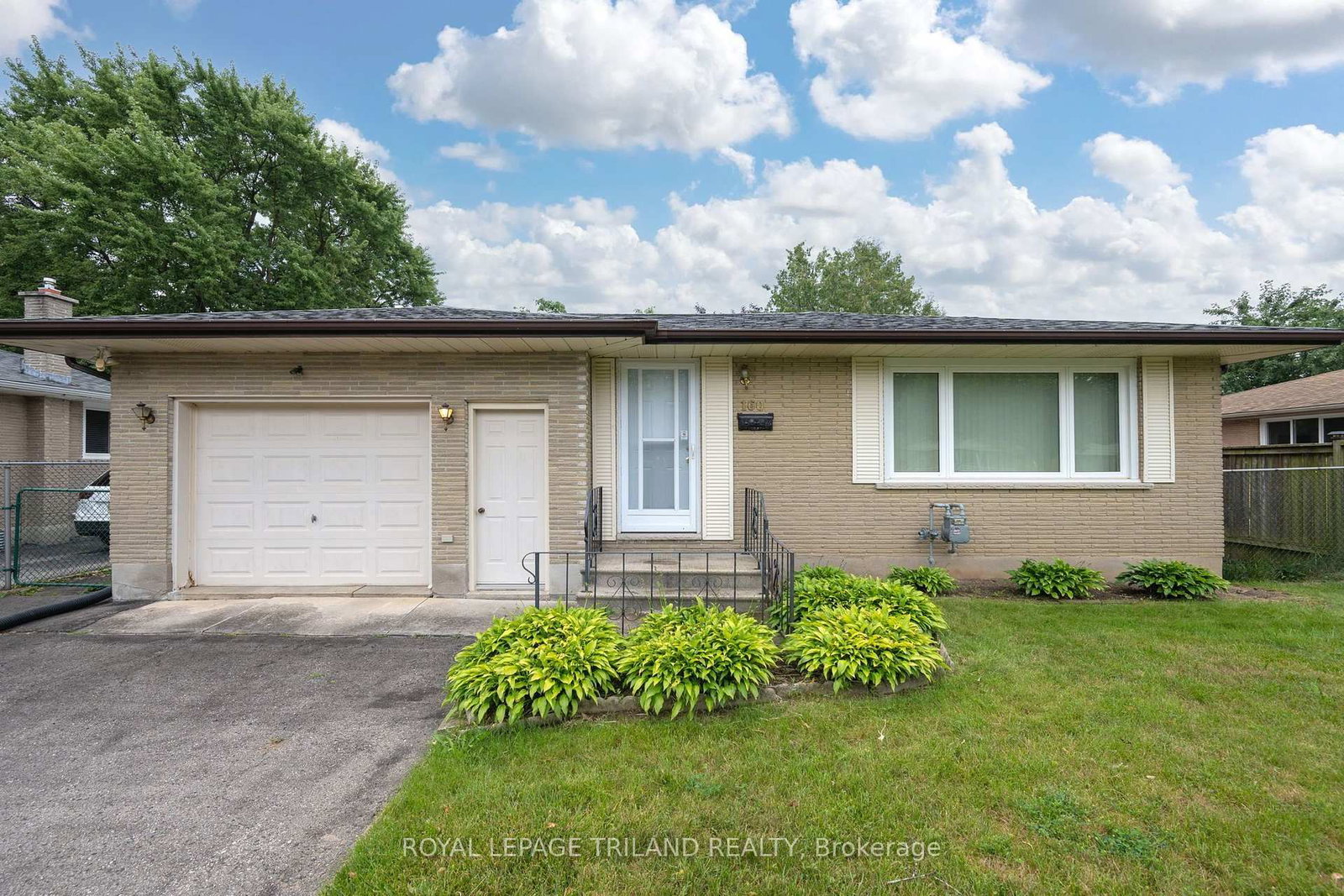 160 Wellesley Crescent, London East