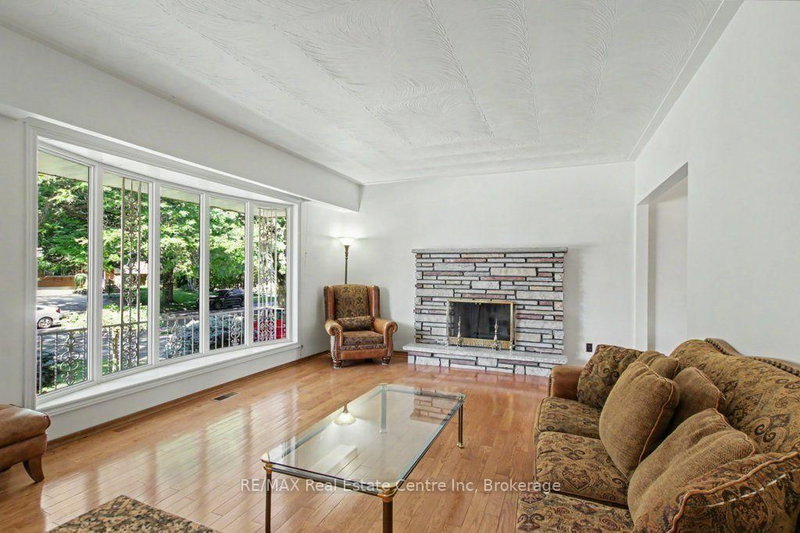 71 Renfield Street