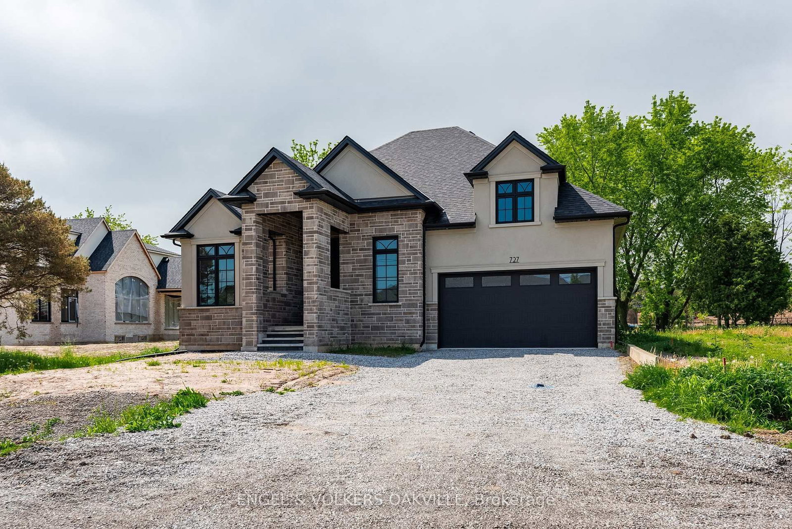 727 Warner Road • Niagara-on-the-Lake, ON photo 2