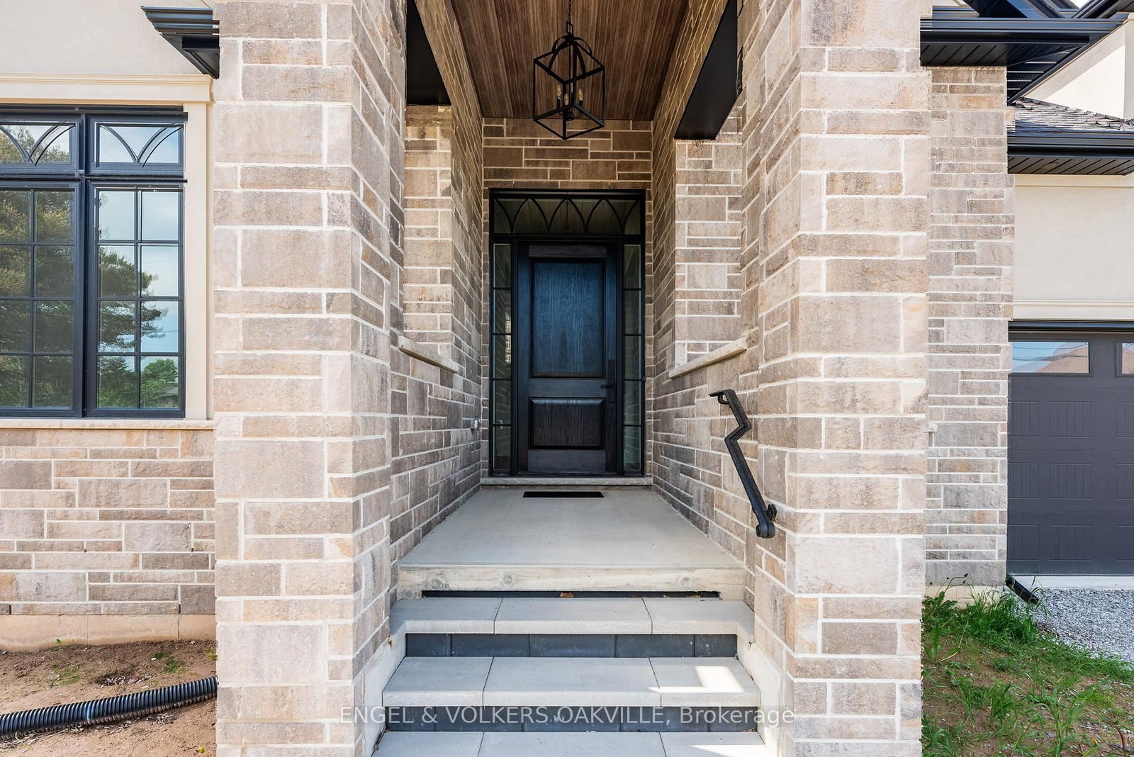 727 Warner Road • Niagara-on-the-Lake, ON photo 3
