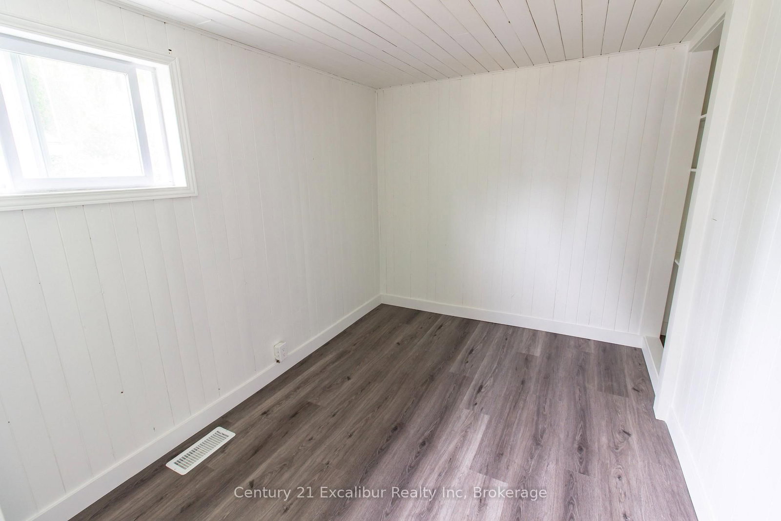422 Pine Pass Road N • Centre Wellington, ON photo 6