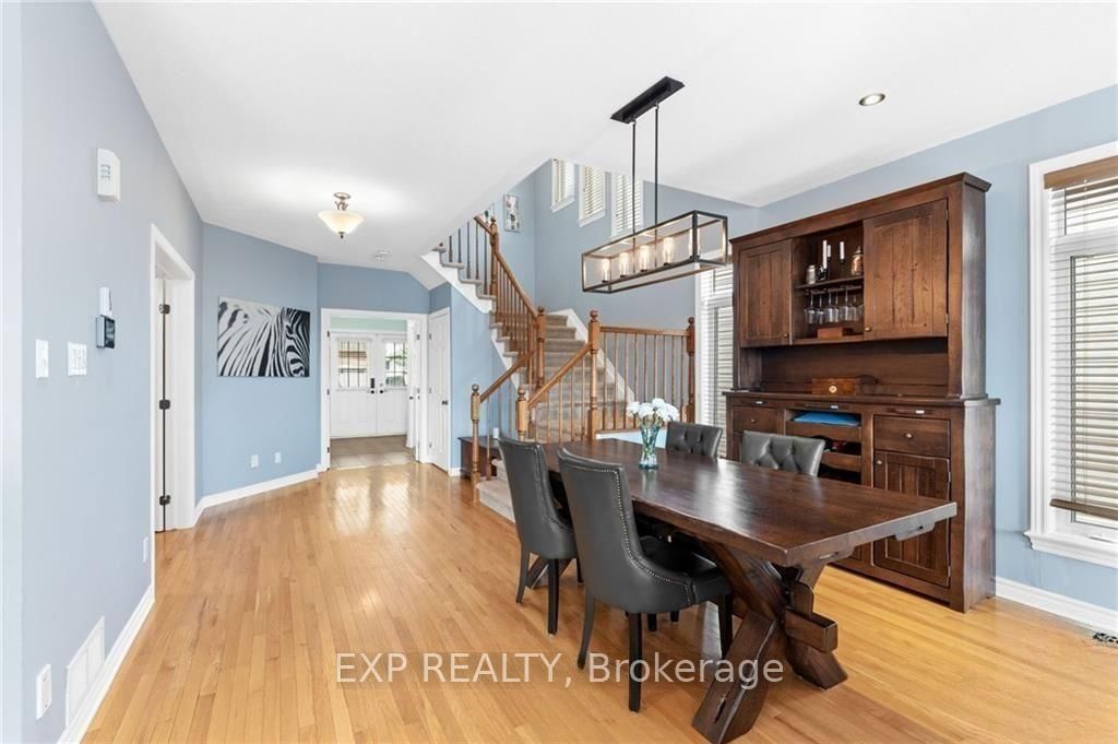254 FLODDEN Way • Ottawa, ON photo 6