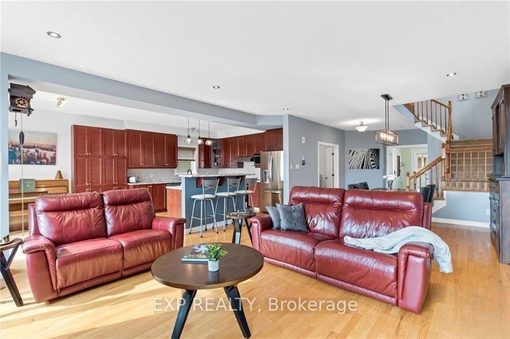 254 FLODDEN Way • Ottawa, ON photo 8