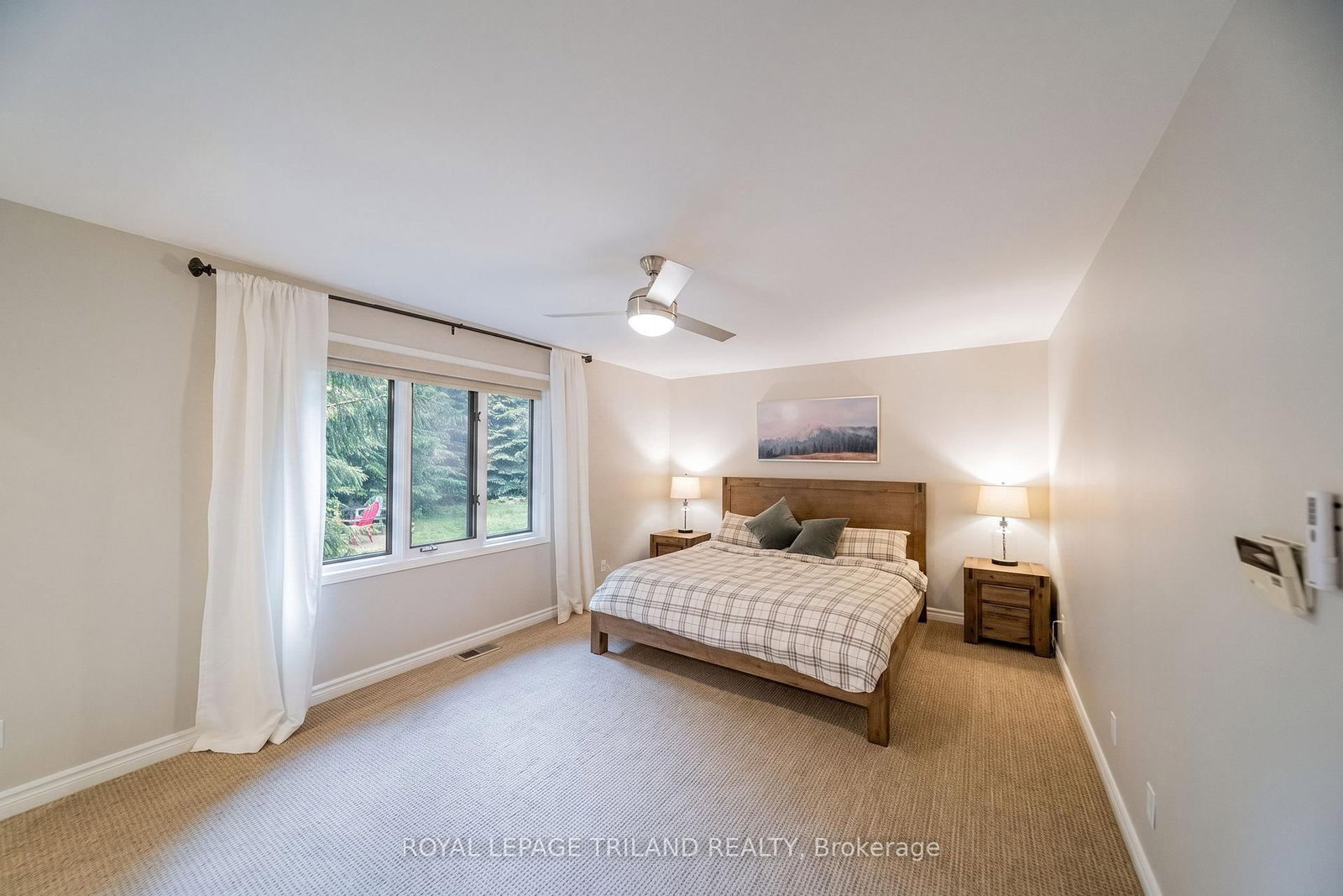 10498 Pinetree Drive • Lambton Shores, ON photo 23
