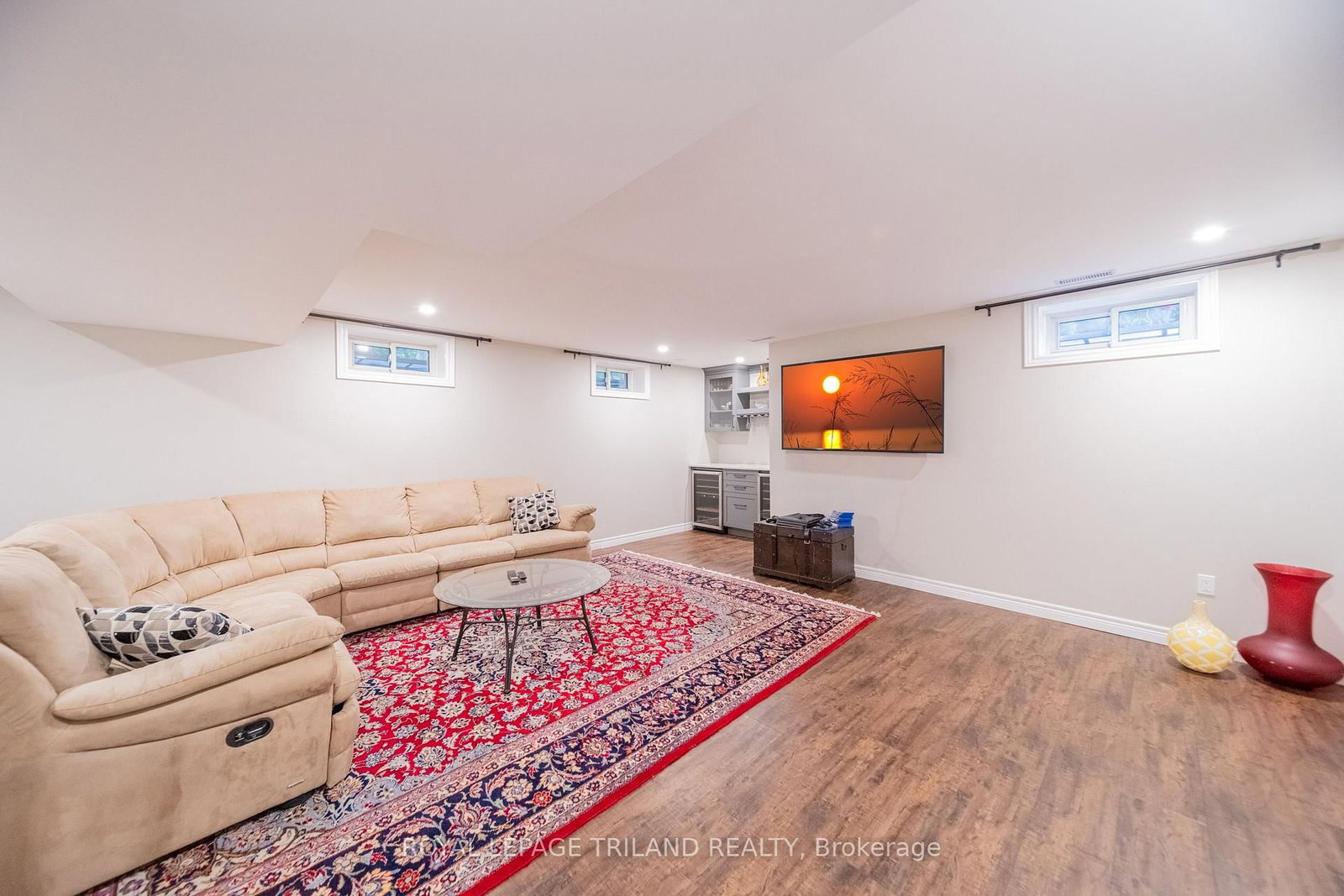 10498 Pinetree Drive • Lambton Shores, ON photo 32