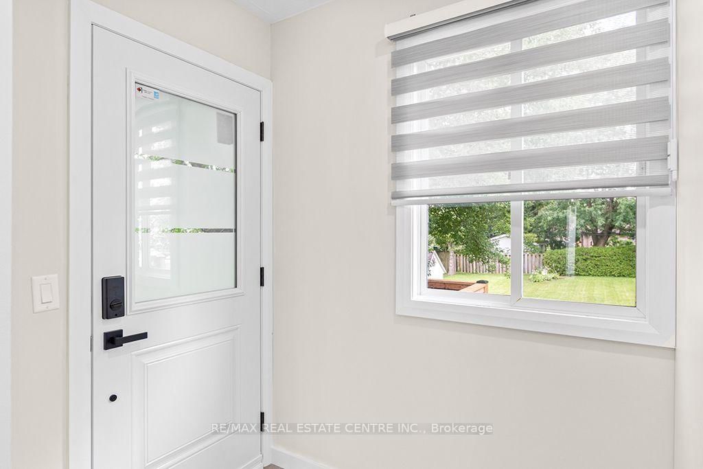 1030 Yonge Street S • Brockton, ON photo 13